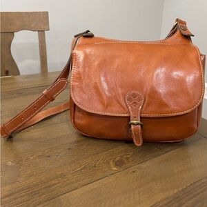 Patricia Nash London Saddle Bag